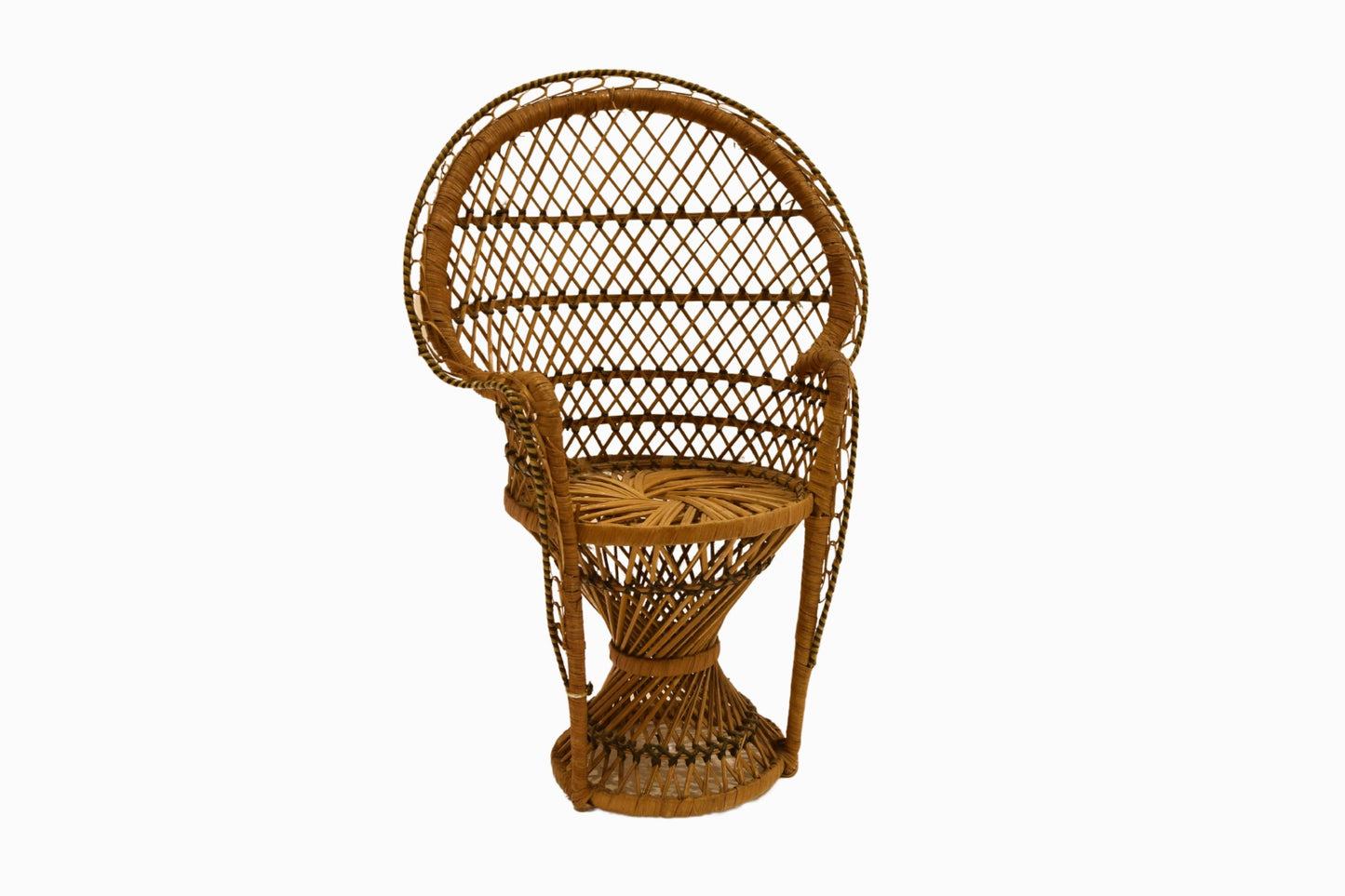 Dolly Peacock chair 1