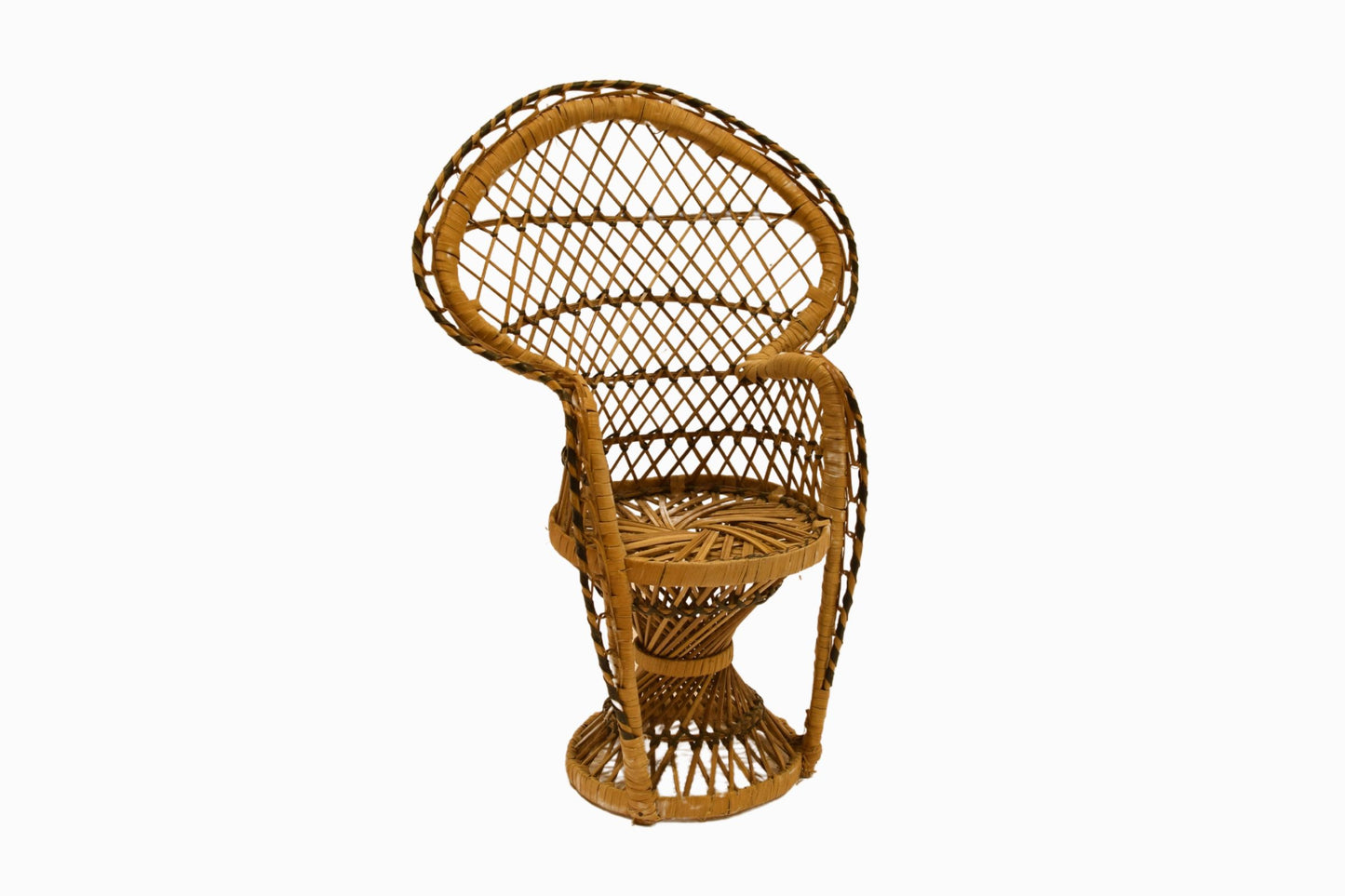 Dolly Peacock chair 2