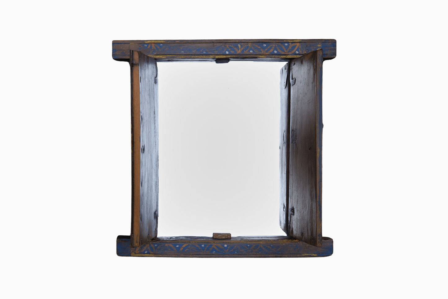 Mirror with hinged, closing frame