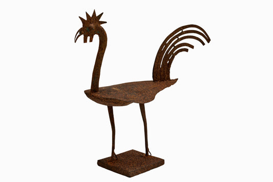 Rusty rooster garden statuette