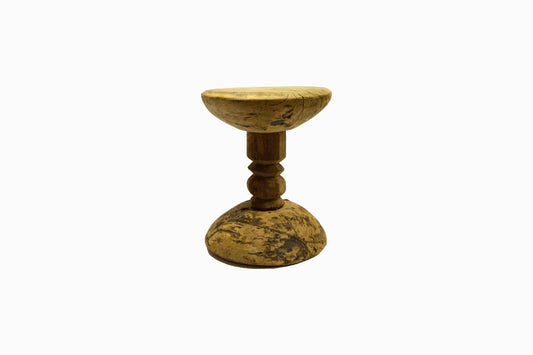 Tabouret rustique en bois 2