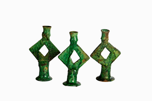 SMALL ABSTRACT ZAGORA CANDLESTICK DIAMOND HOLE