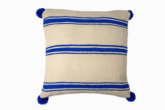 COUSSIN POM POM EN LAINE BERBÈRE RAYURE BLEU GRAND CARRÉ