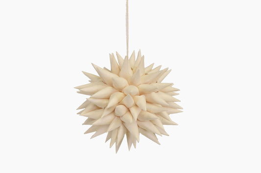 DECORACIONES DE PICO DE PAPEL CREMA