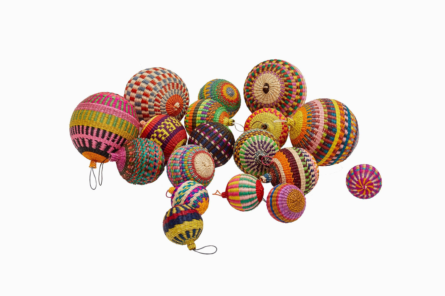 Boules tissées colombiennes moyennes.