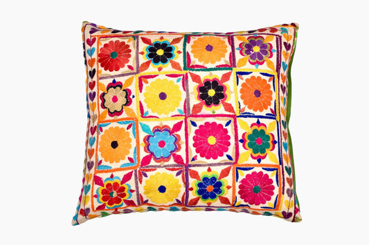 Coussin brodé Gujurati Ref 1