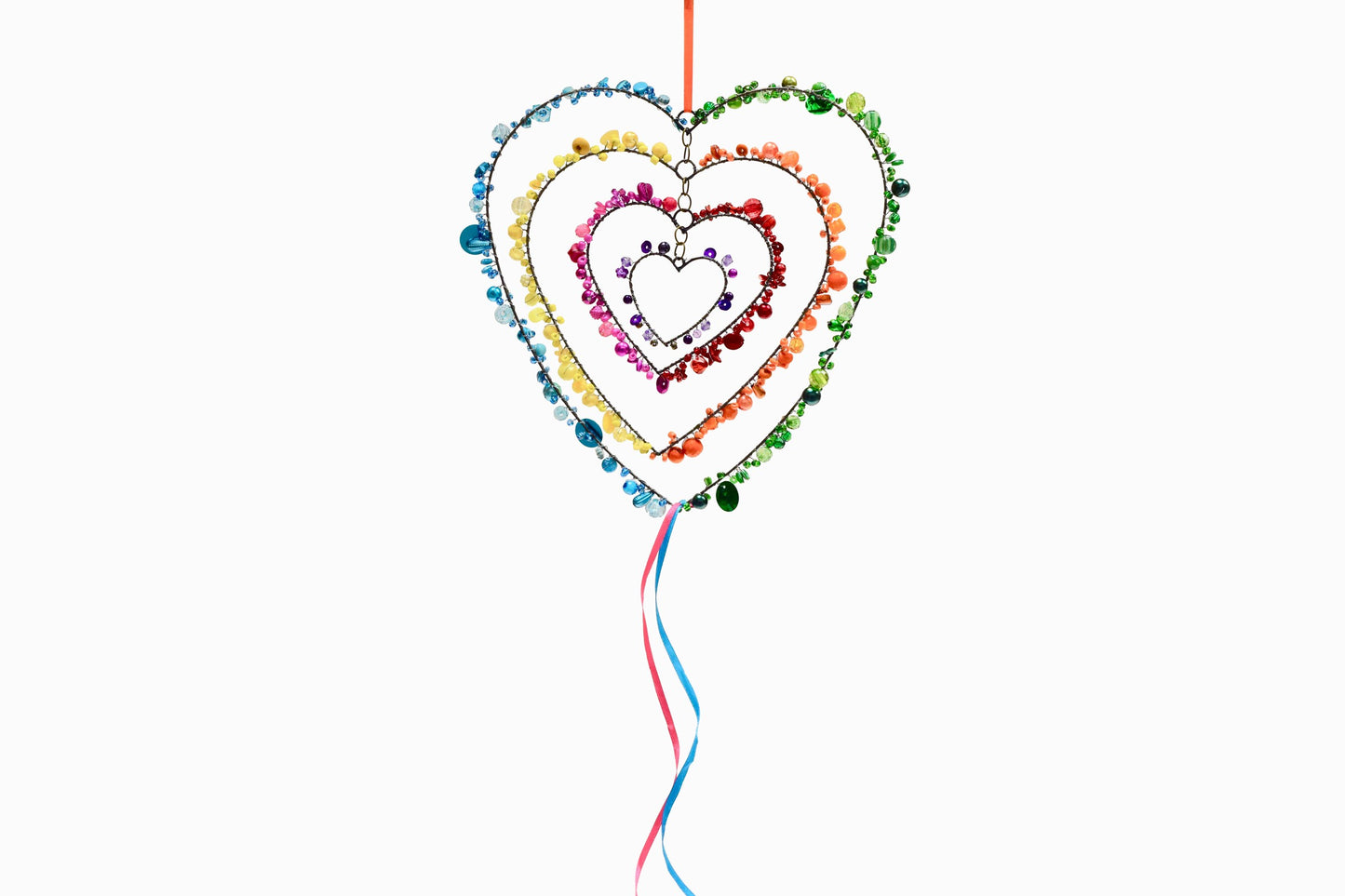 COEURS EN PERLES DE VERRE