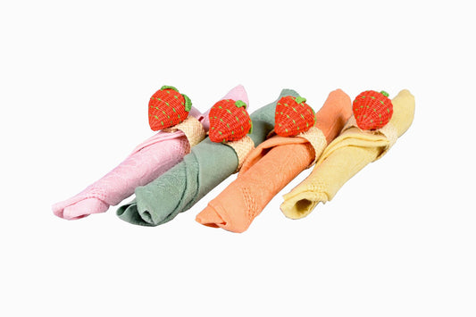Juego de 4 servilleteros de fresa.