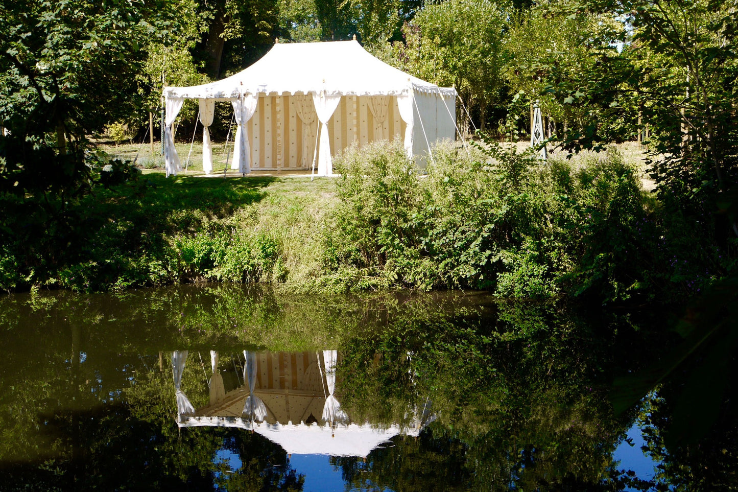 Tente Raj traditionnelle