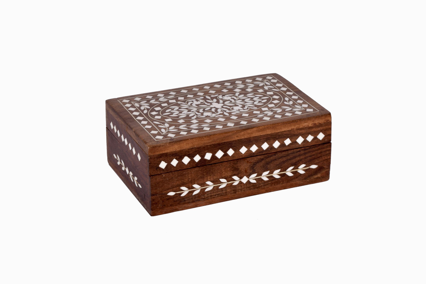 PEQUEÑA CAJA DE MADERA CON TARAJE DE HUESO