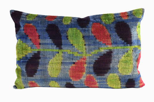 COUSSIN VELOURS DE SOIE IKAT 205