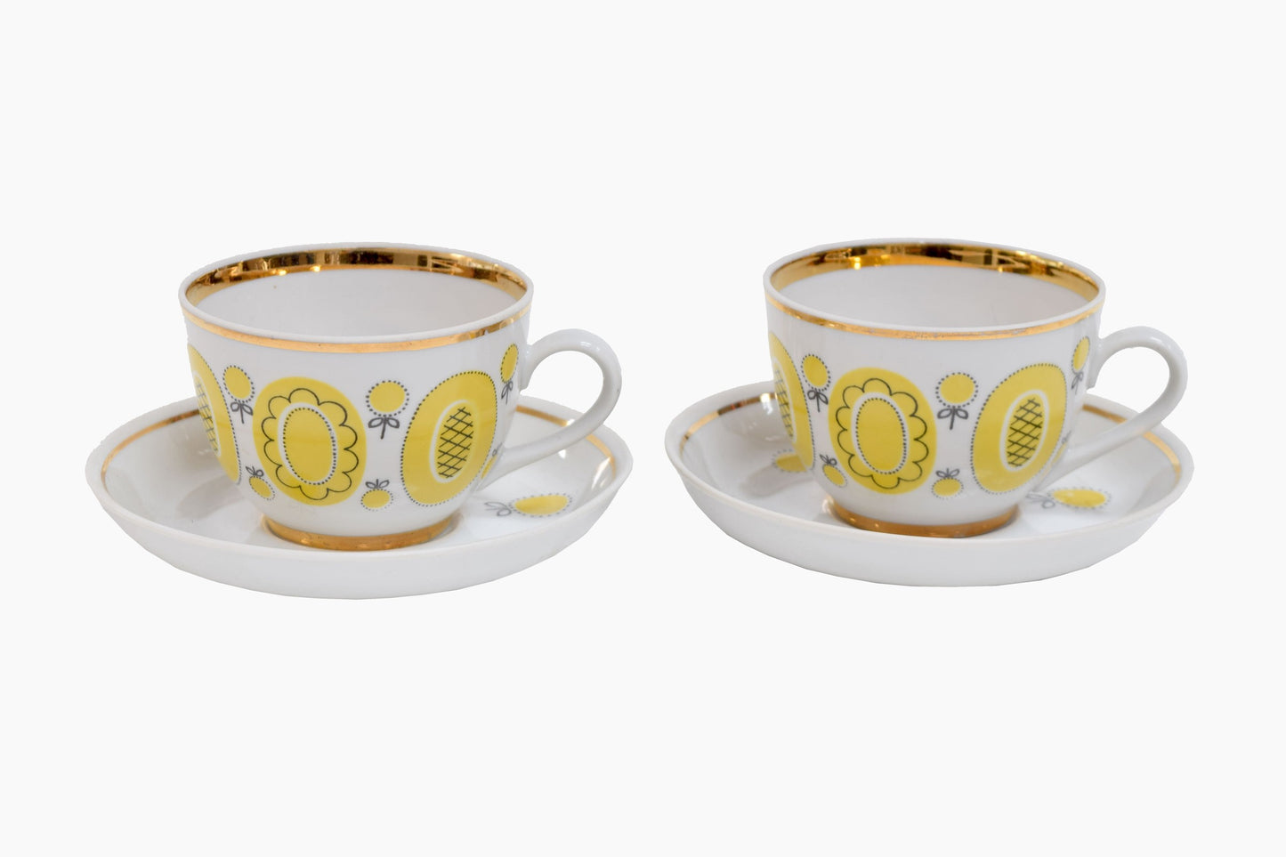 Paire de tasses et soucoupes ouzbèkes de l'époque soviétique