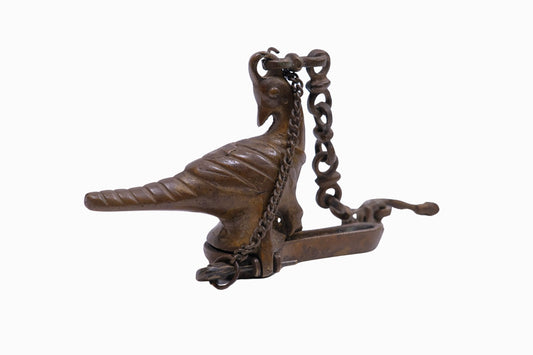 Hanging bird oil lamp