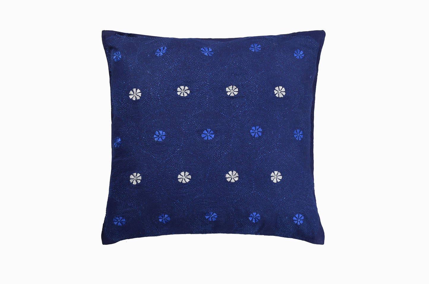 Embroidered cushion Ref BDC101