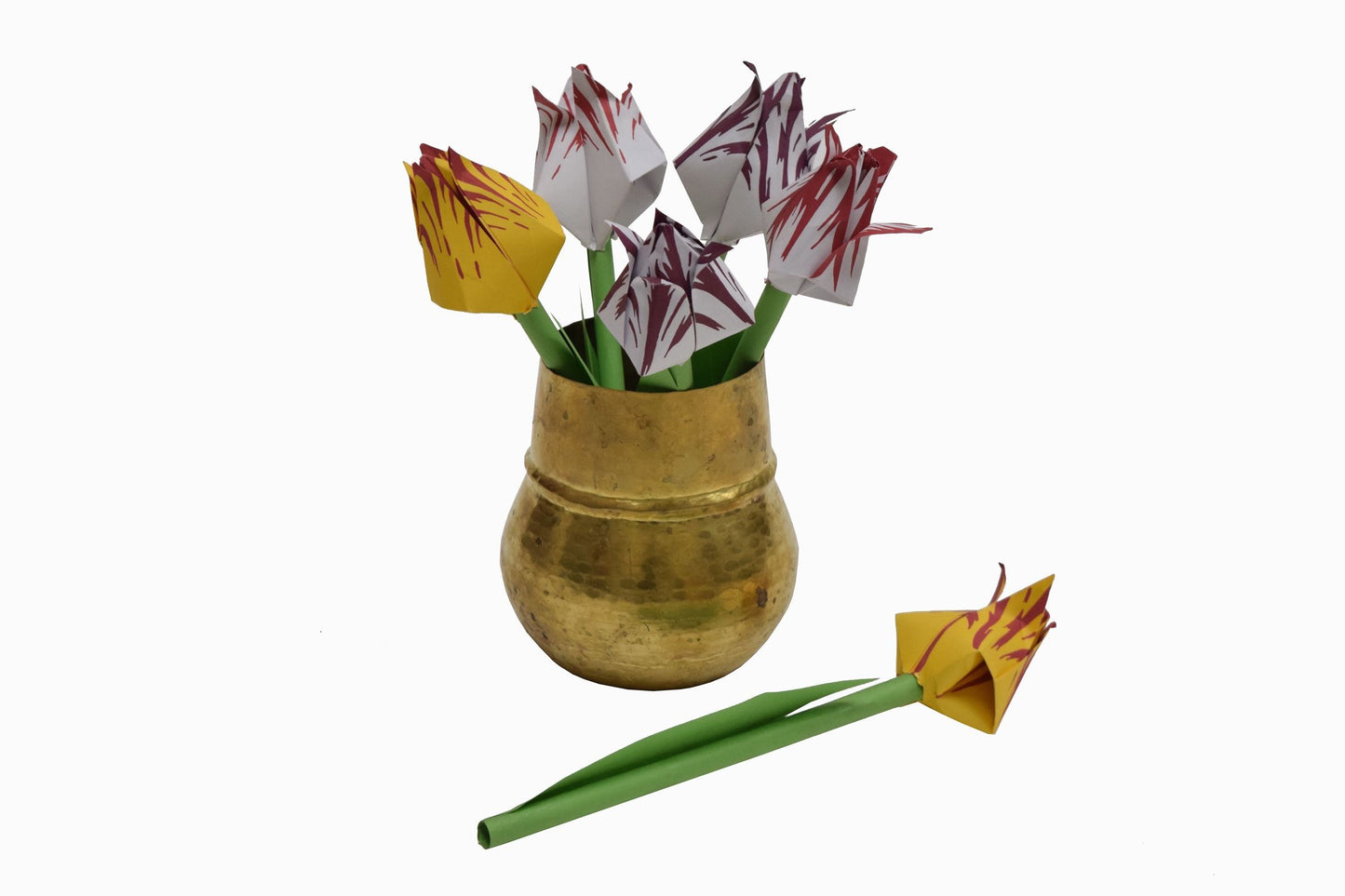 Tulipanes de papel de paquete plano 